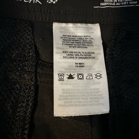 Mountain Hardware Women’s Black Nylon Hiking Shorts Size 8 - Picture 8 of 8